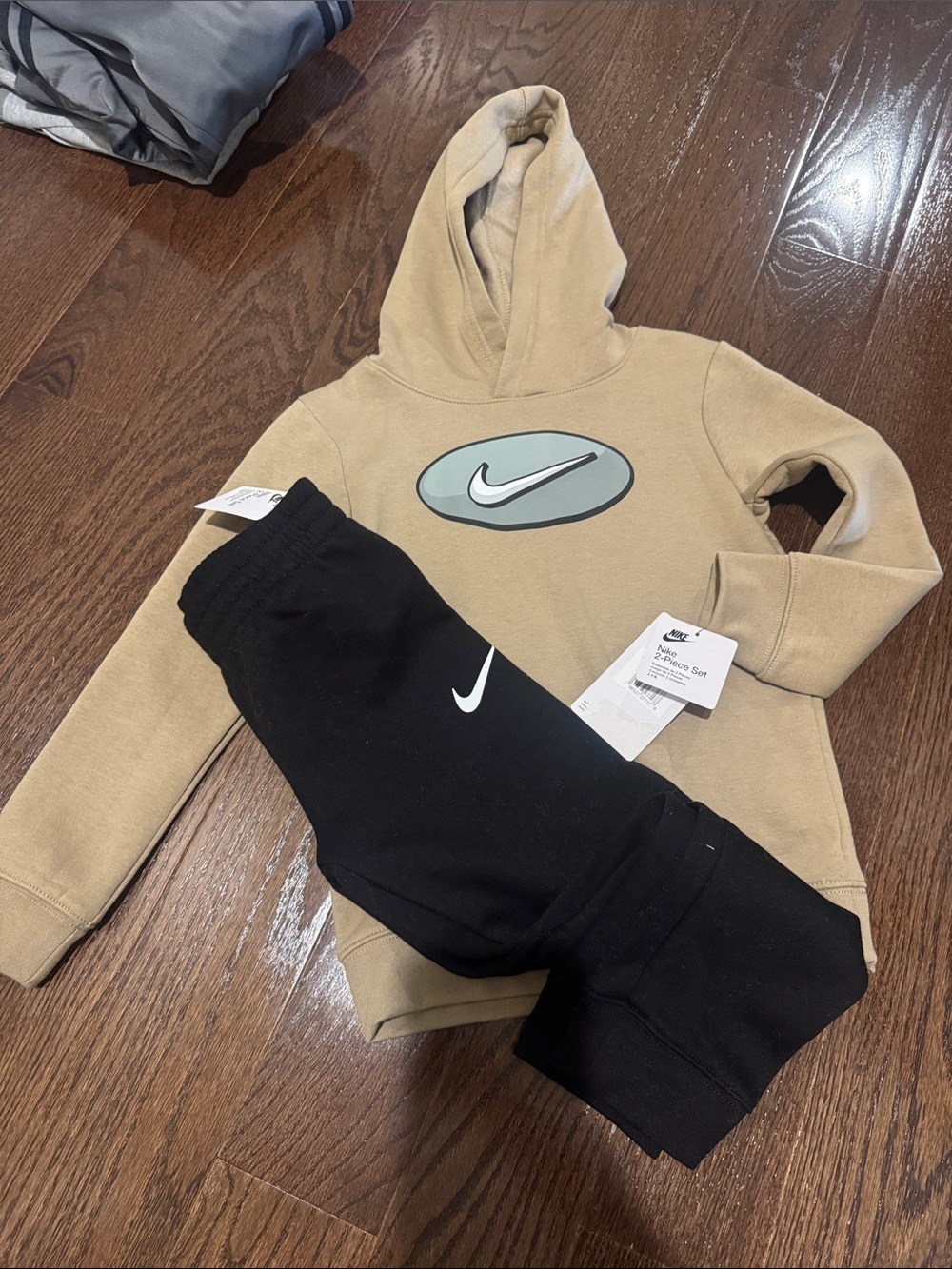 NWT Nike Kids Black Jogger Pants with White Swoosh 2 piece Msrp $53 size 6